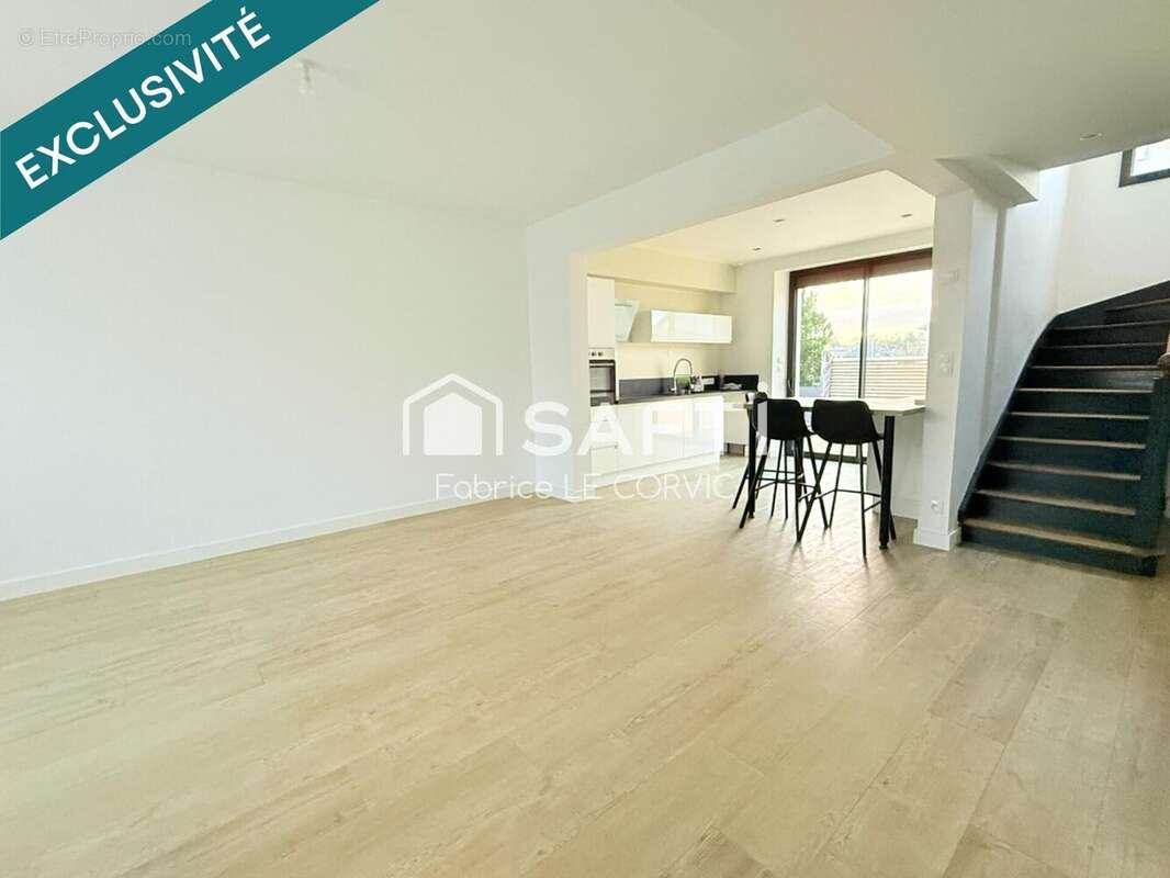 Photo 2 - Maison à LOCMINE