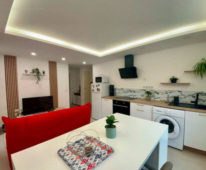 Appartement à AURIOL