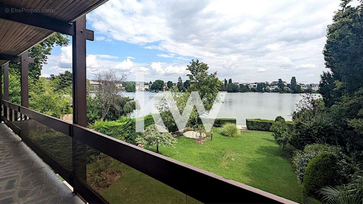 Maison à ENGHIEN-LES-BAINS