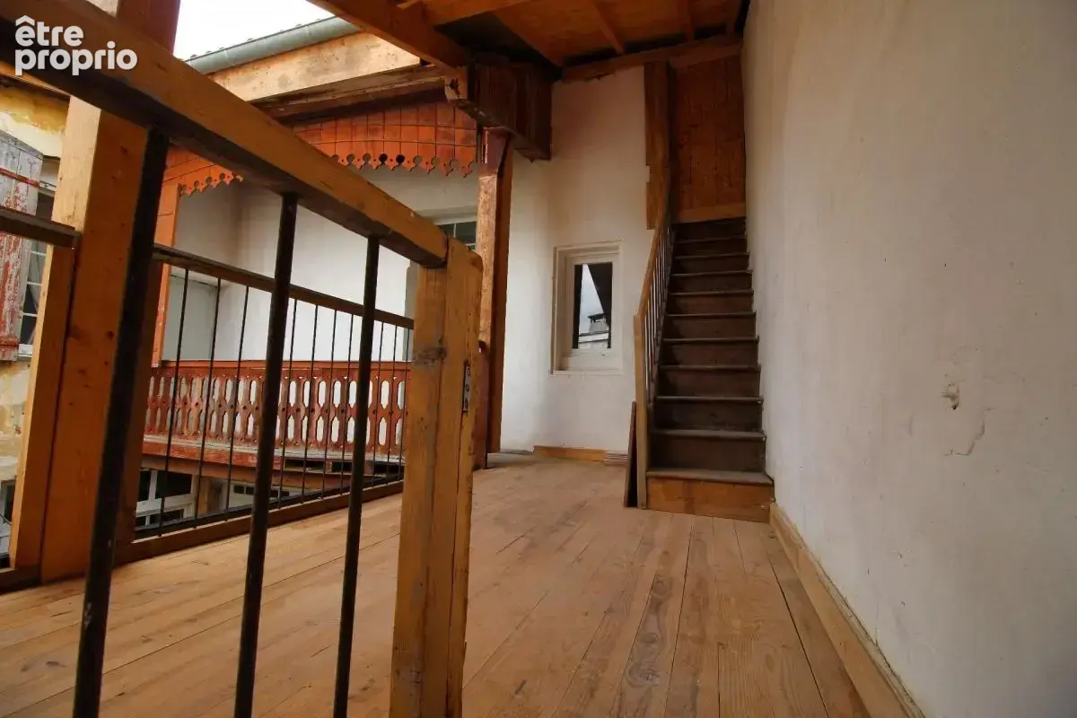 BAZAS CENTRE, maison de caractère avec cour intérieure, 8 pieces, 4 chambres - photo 12