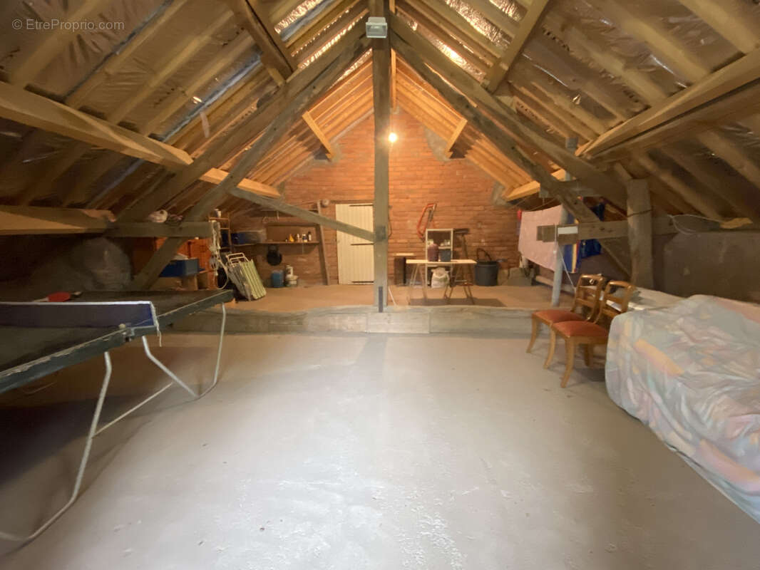 Maison à SAINT-MARTIN-DU-PUY