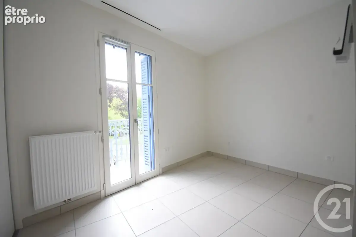 Appartement 3 pièces 64 m² à vendre à Vichy (03200) - photo 4