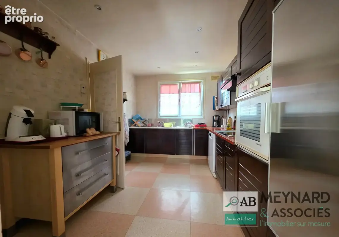 Maison à vendre   4 chambres   Sous-sol total   Terrain 3 562 m2   Boissy-le-Châtel - photo 4