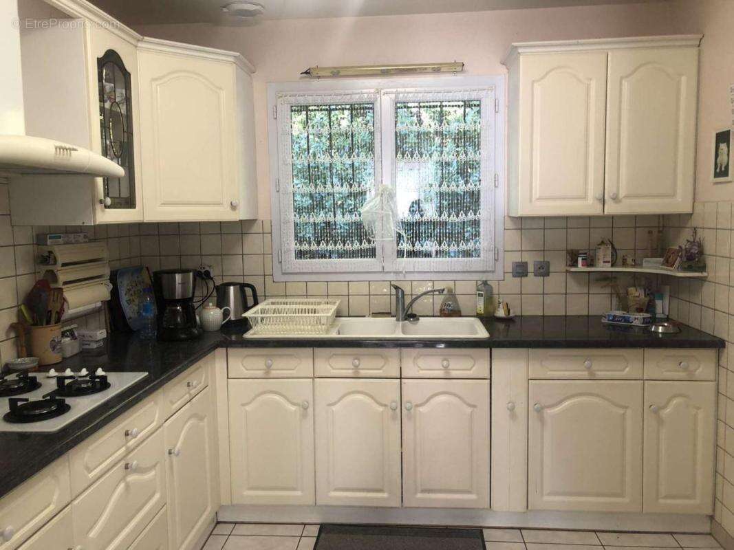 Maison à CASTELNAU-MONTRATIER