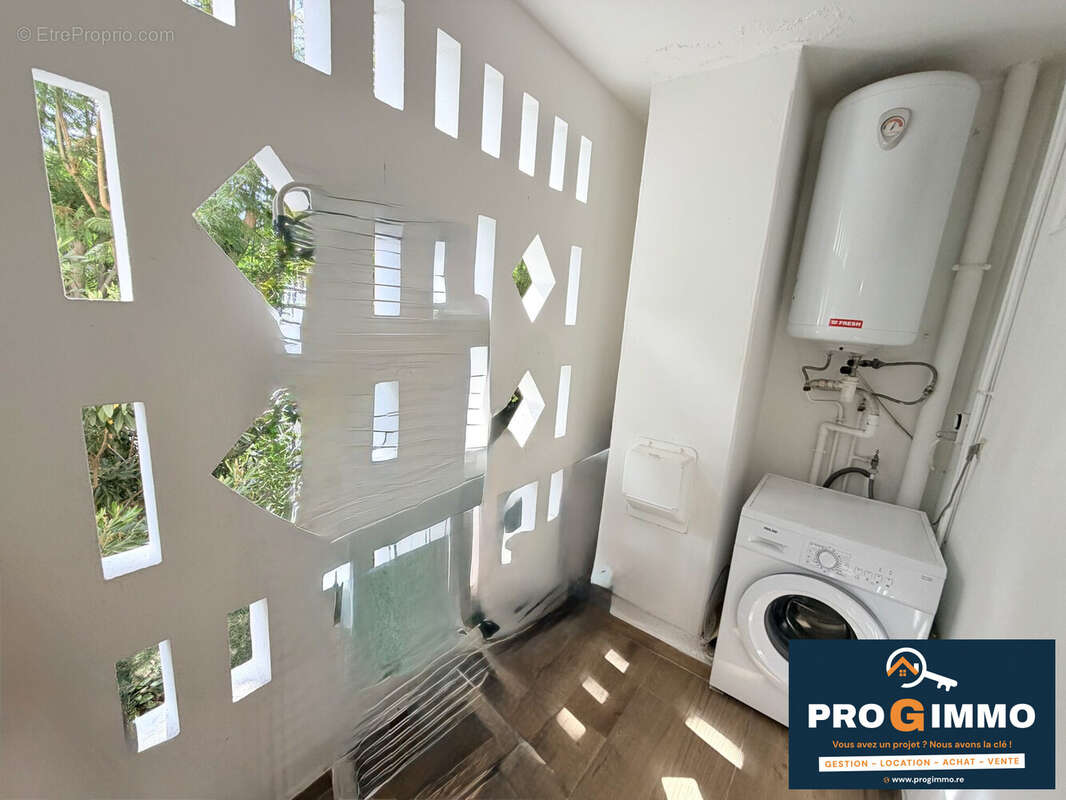 Appartement 81 m² à Le Tampon  - photo 5