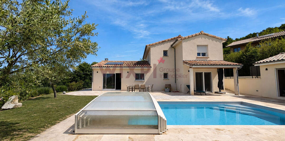 Maison à SAINT-DONAT-SUR-L'HERBASSE