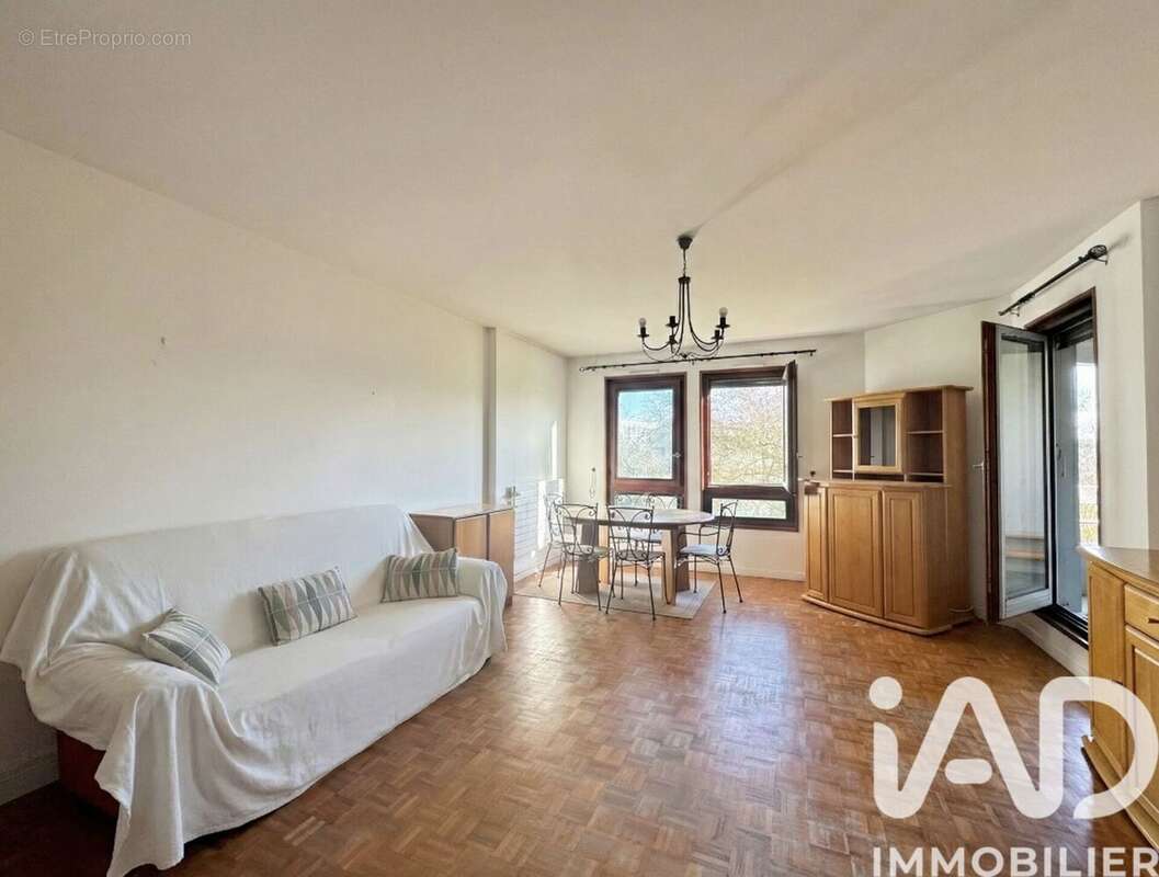 Photo 4 - Appartement à SURESNES