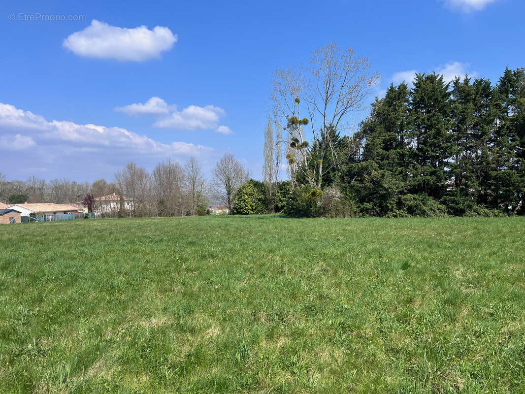 Terrain à BOULAZAC