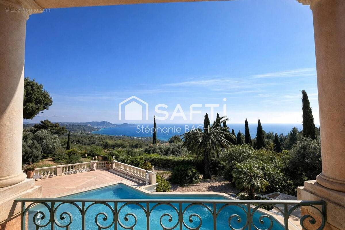 Photo 1 - Maison à CEYRESTE