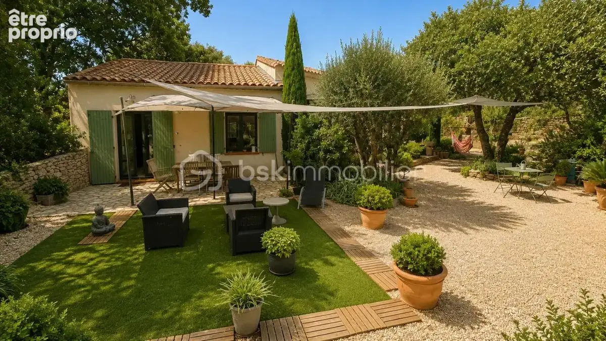 NÉOULES – Propriété de caractère d'environ 240 m² – Famille, patrimoine & revenus – Terrain de 2 600 m² avec piscine - photo 30