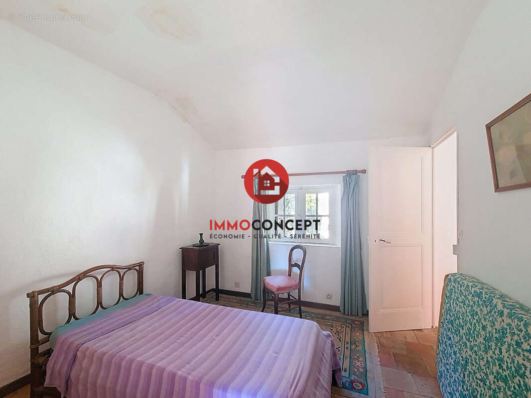 Maison à SAUVETERRE