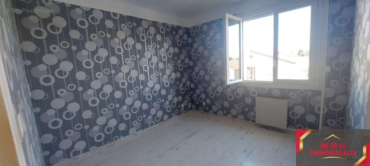 Appartement à SAINT-ESTEVE