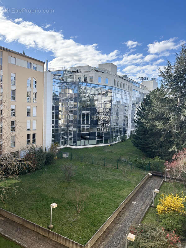 Appartement à LYON-9E