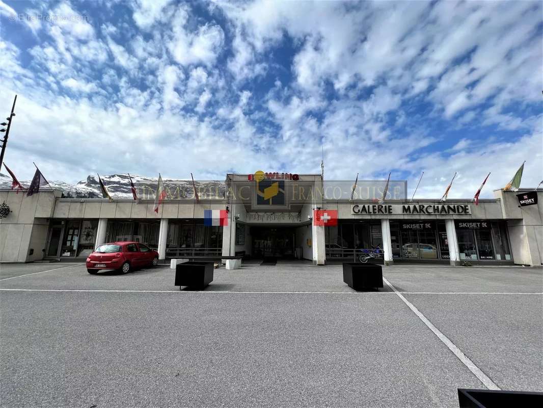 Commerce à ARACHES-LA-FRASSE