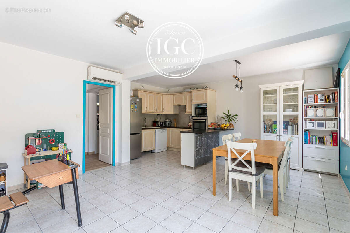 Appartement à MARIGNANE
