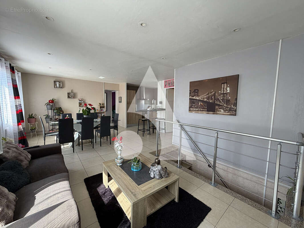 Maison Niort 4 pièce(s) 89,44 m2 - photo 2