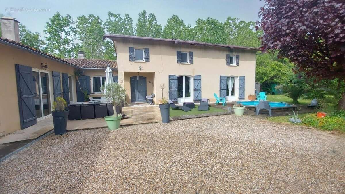 Photo 8 - Maison à FRONSAC