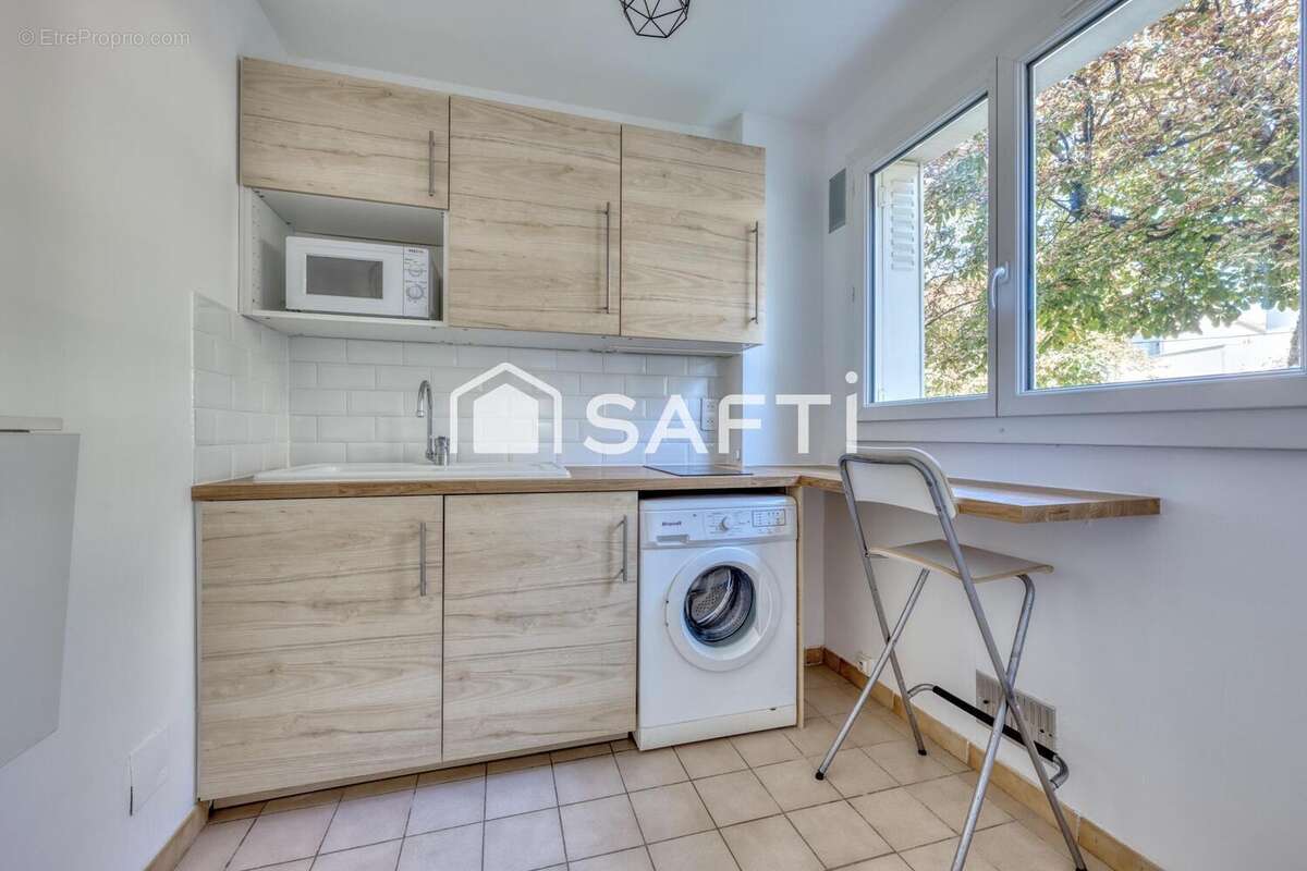 Photo 2 - Appartement à SAINT-MAUR-DES-FOSSES