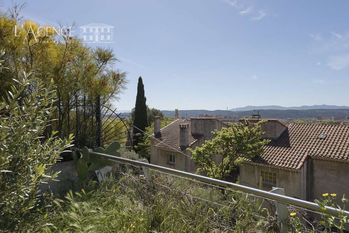 Appartement à AIX-EN-PROVENCE