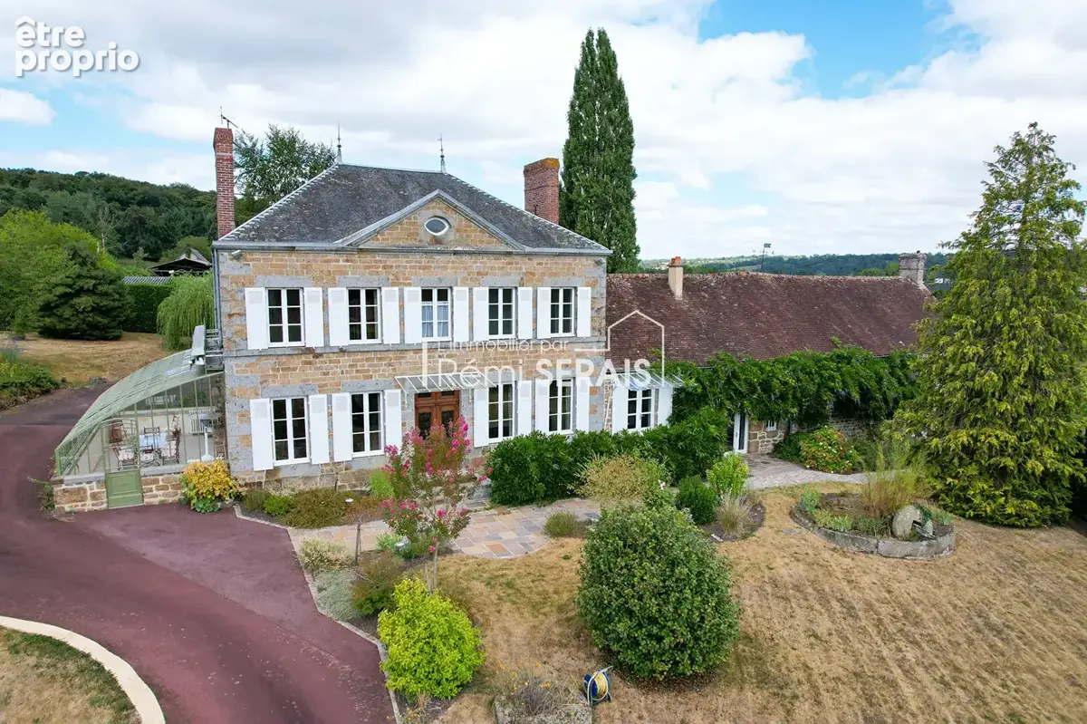 Maison à PUTANGES-PONT-ECREPIN