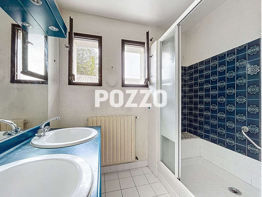 Maison à SAINT-PLANCHERS