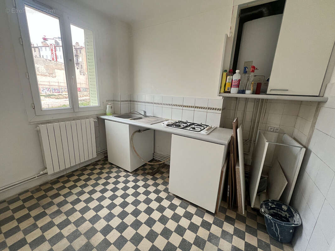 Appartement Marseille 4 pièce(s) 60m2 - photo 2