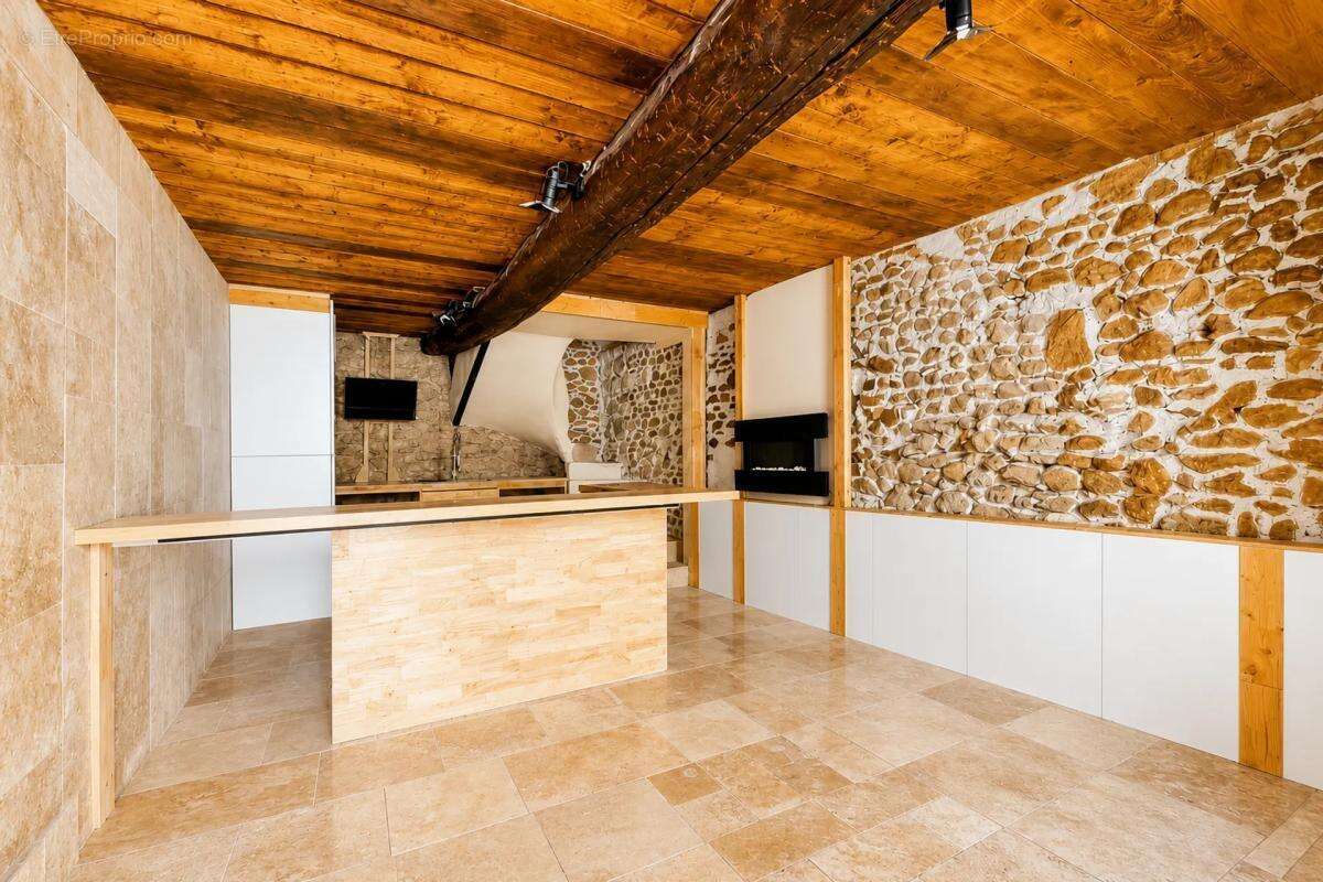 Maison à SAUVIAN
