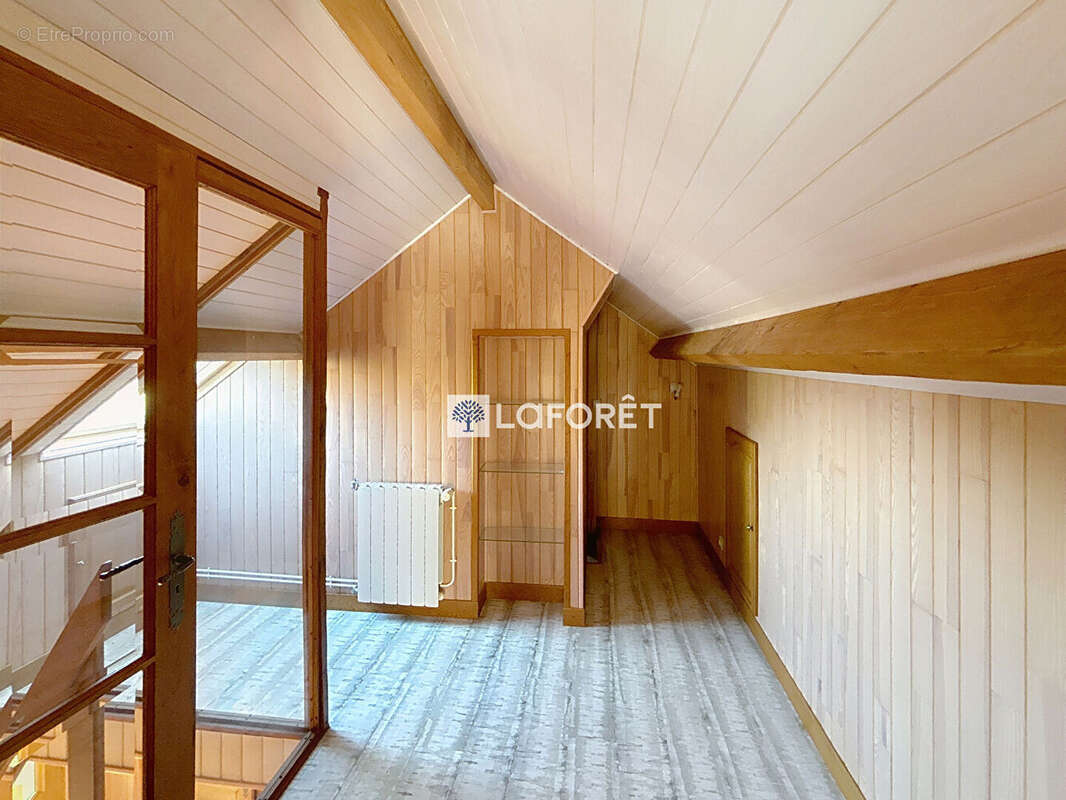 Maison à SAINT-LEONARD