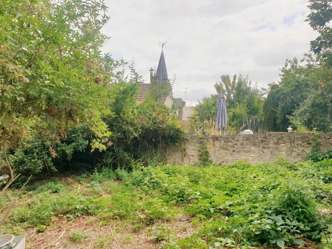 Maison à NANTEUIL-LE-HAUDOUIN