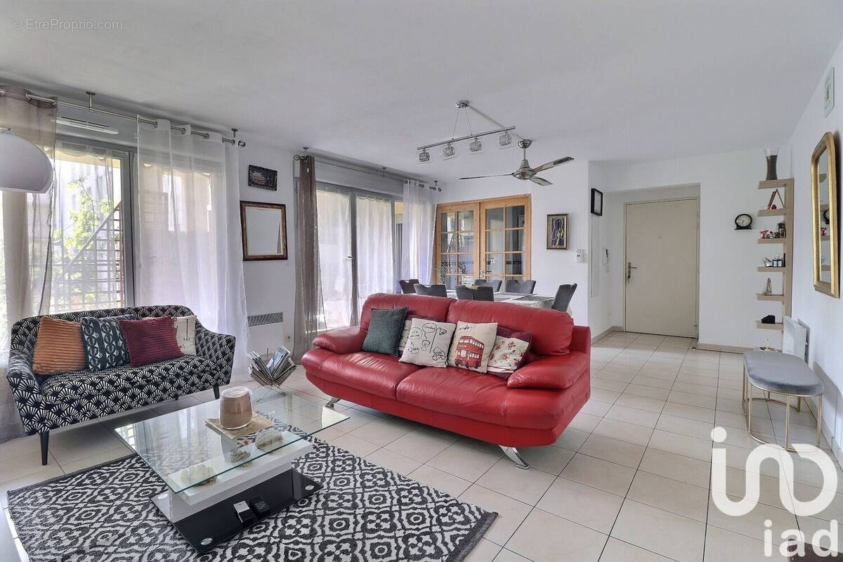 Photo 1 - Appartement à MARSEILLE-1E