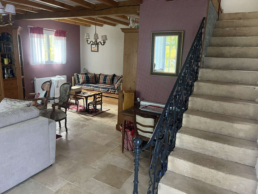 Maison à PARAY-LE-MONIAL