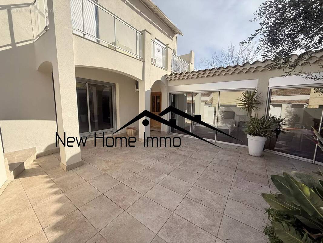 Appartement à MARSEILLE-10E