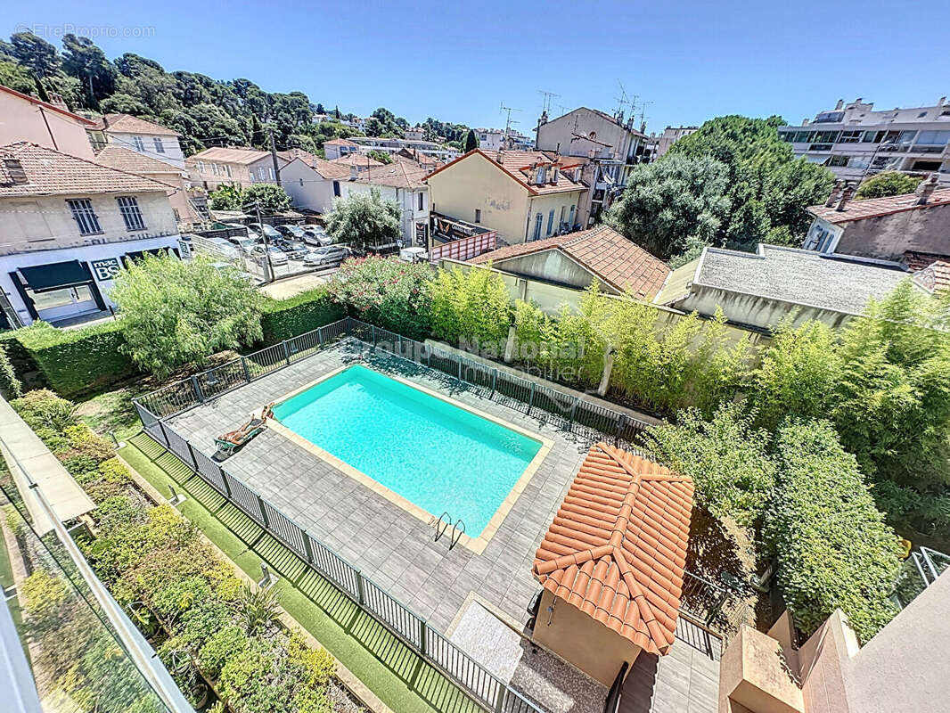 Appartement à LE CANNET