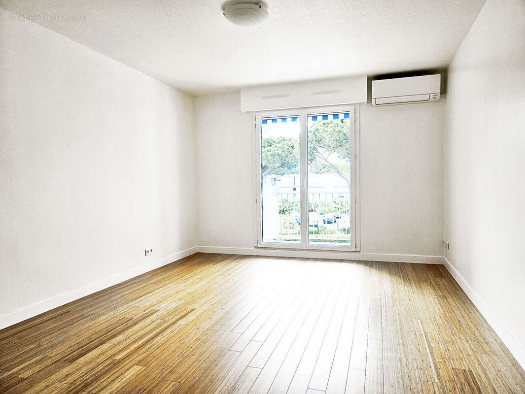 Appartement à LA GRANDE-MOTTE