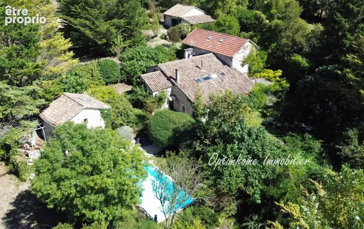 Maison à BEAUVILLE