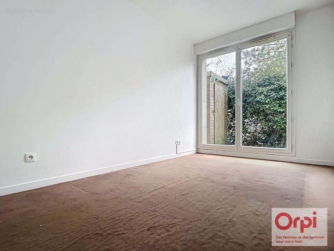 Appartement à ISSY-LES-MOULINEAUX
