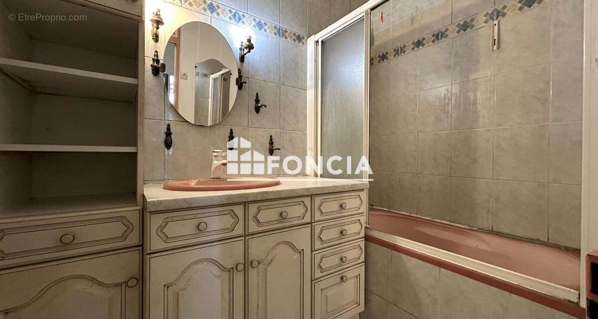 Appartement à CORBEIL-ESSONNES