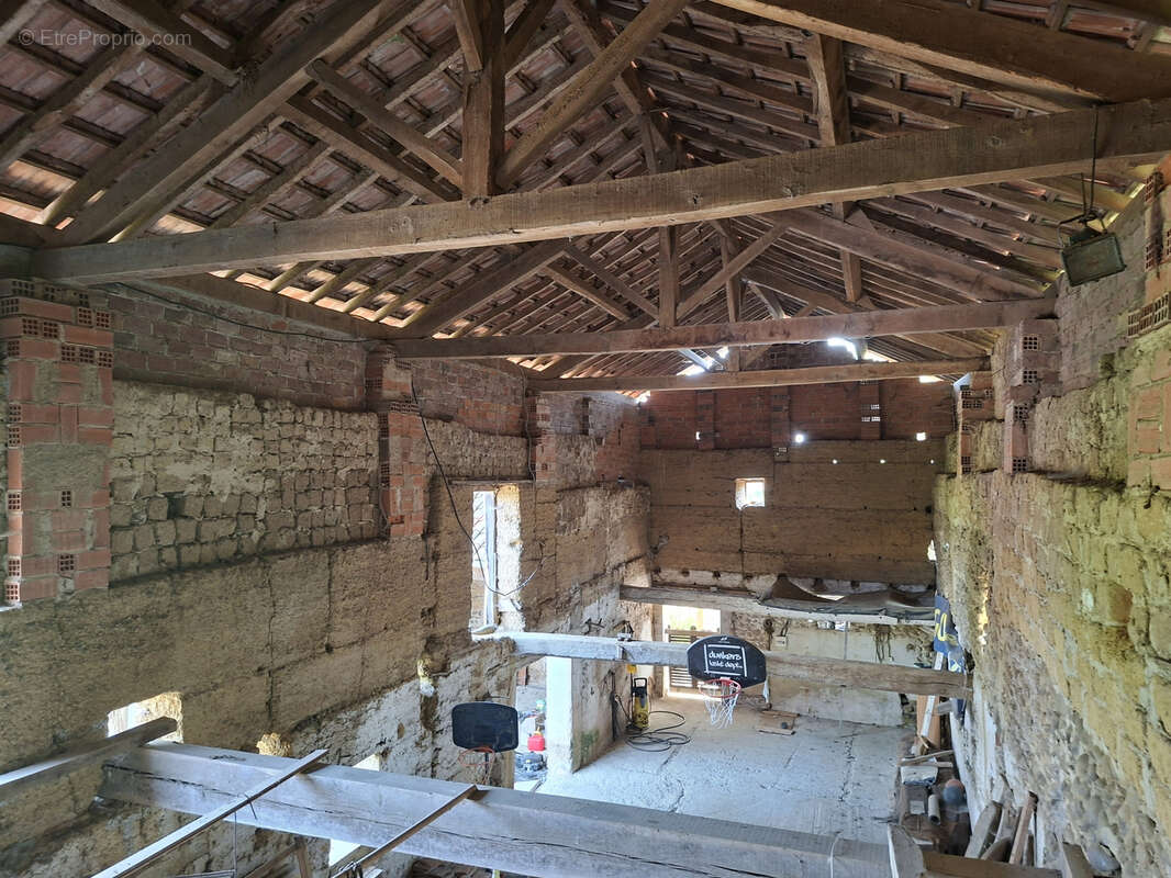 Maison spacieuse avec gîte - photo 13