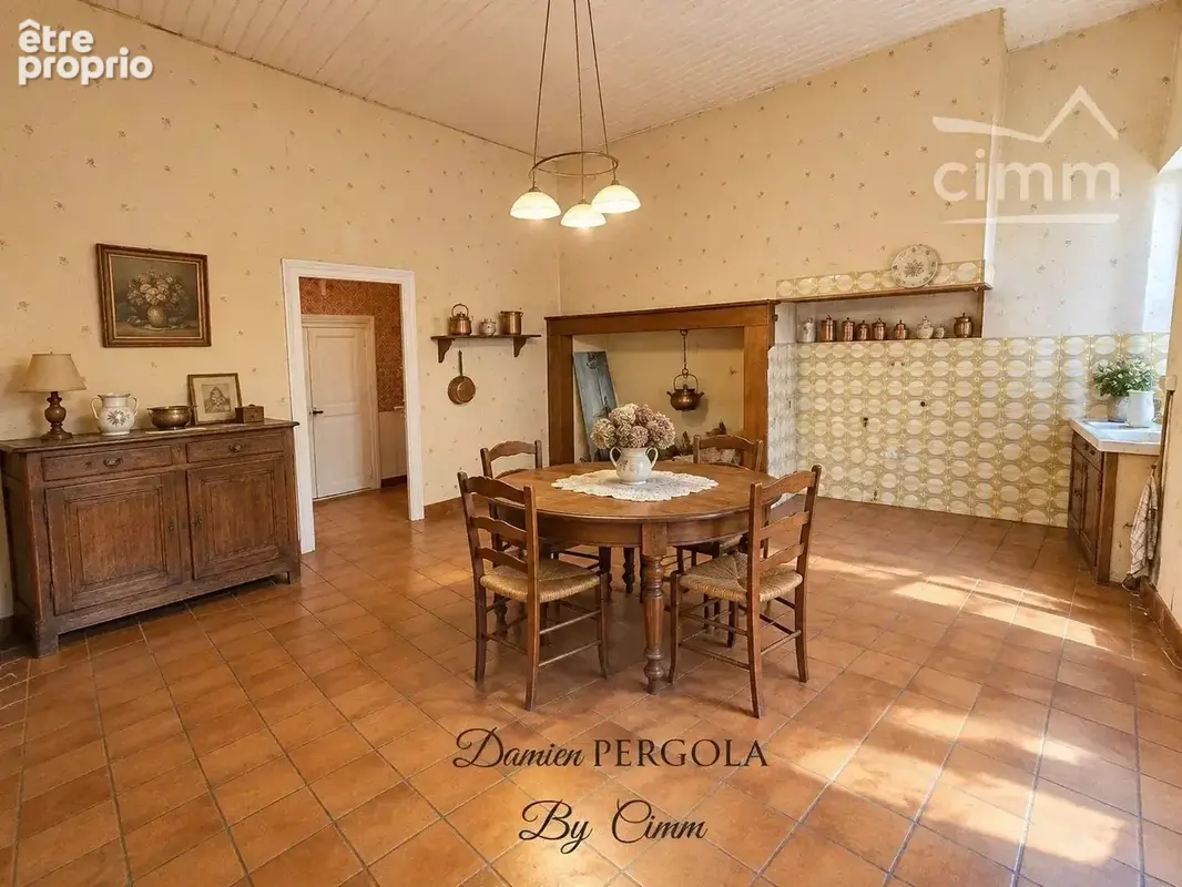 Immeuble de rapport en centre-ville de Montignac-Lascaux – Emplacement premium et fort potentiel de rentabilité - photo 5