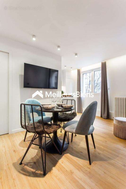 Commerce à PARIS-10E