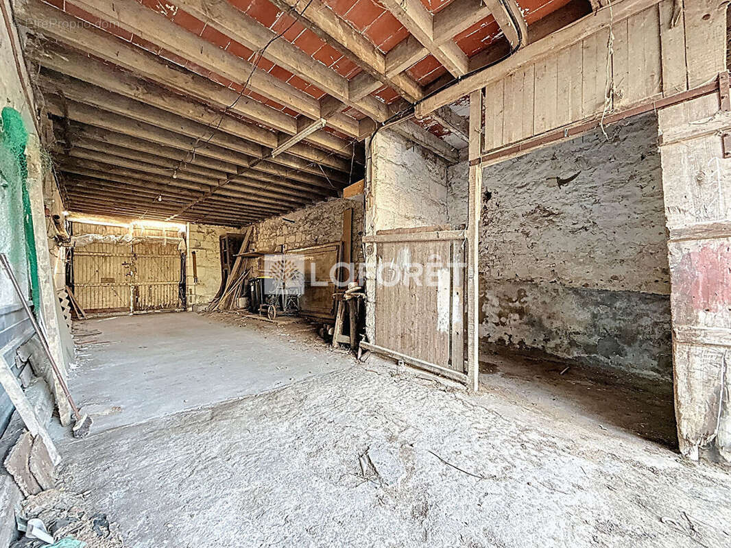 Maison à BRISSAC-QUINCE