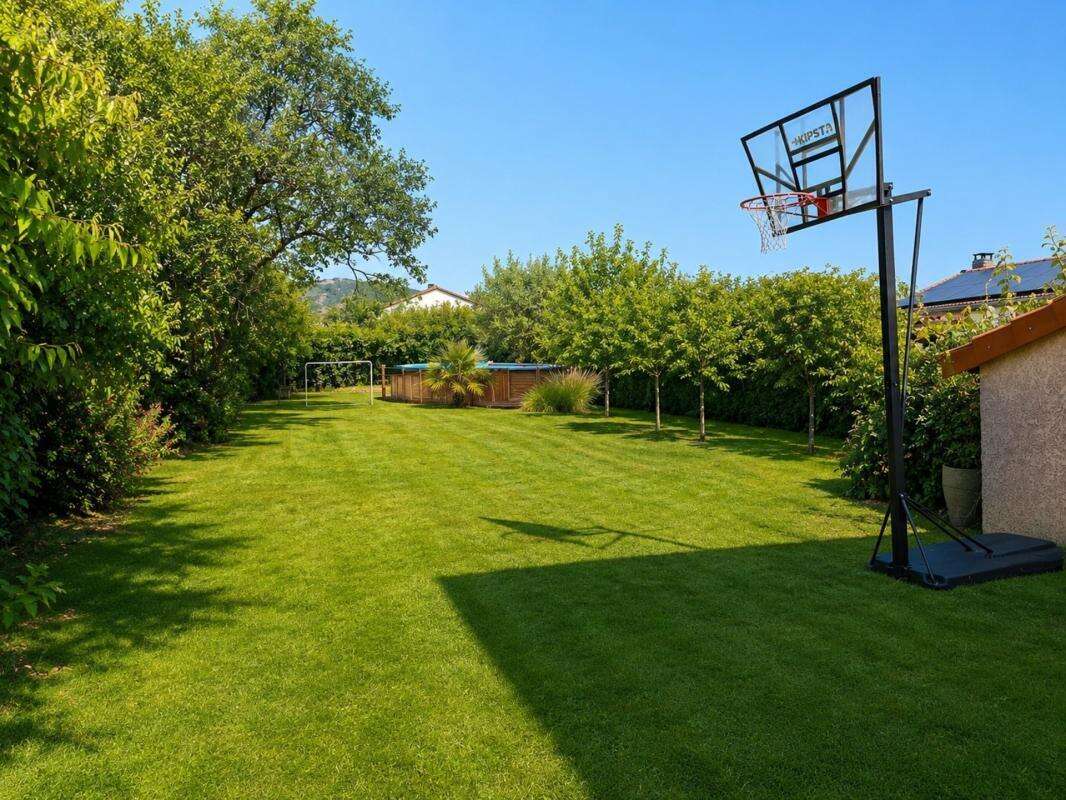 Maison à vendre 8 pièces LES MARTRES DE VEYRE (63) - photo 17