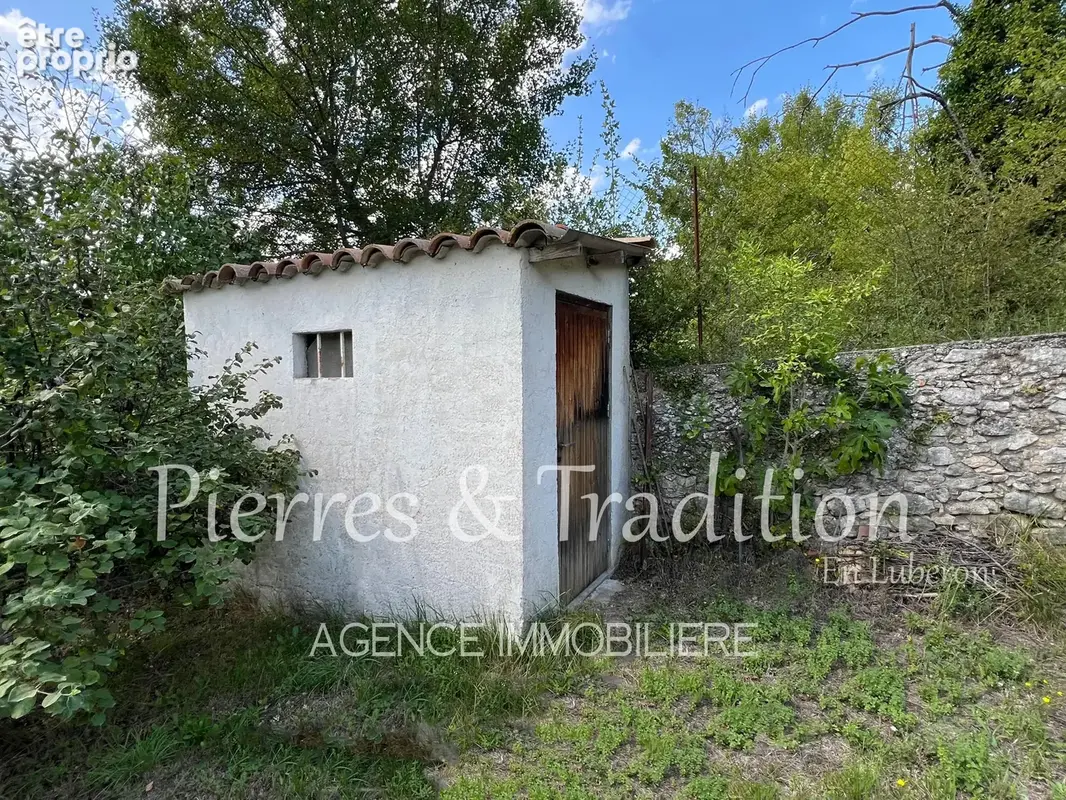 Céreste en Luberon, joli jardin de 480 m² avec petit cabanon - photo 6