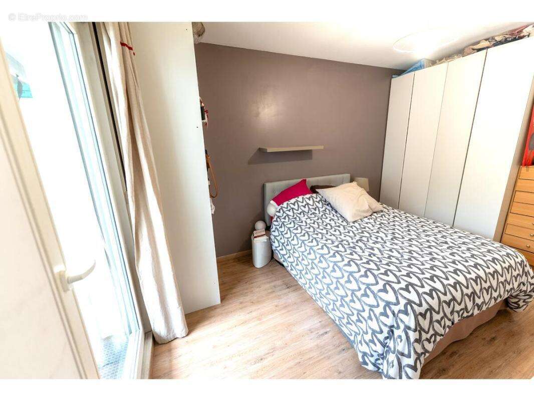 Appartement à COLOMBES