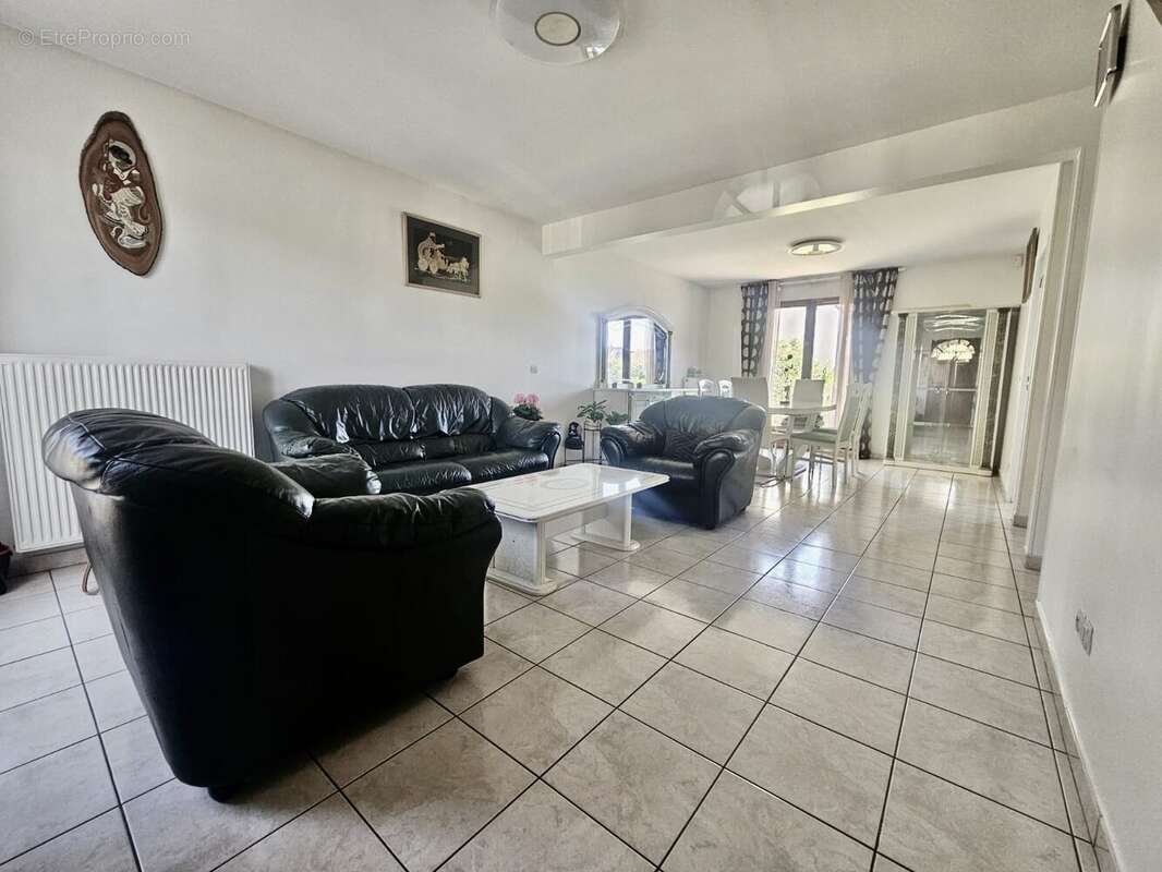 Maison à NOISY-LE-GRAND