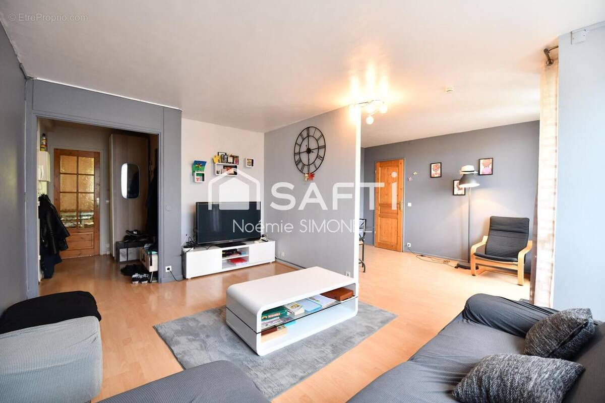Photo 1 - Appartement à CHILLY-MAZARIN