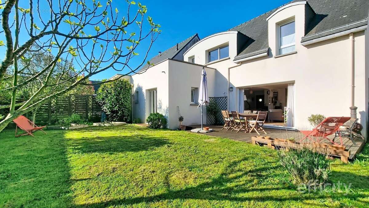 Maison à THORIGNE-FOUILLARD