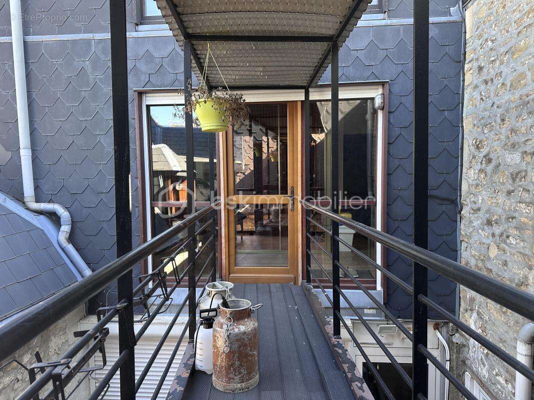 Appartement à CHARLEVILLE-MEZIERES