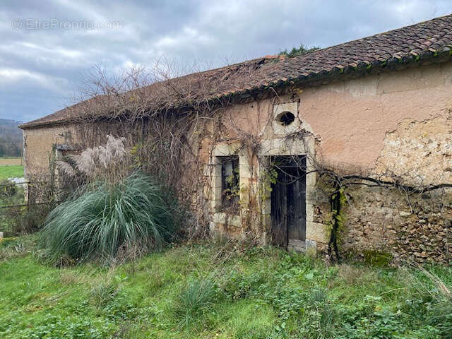 Maison à SAINT-PAUL-DE-SERRE