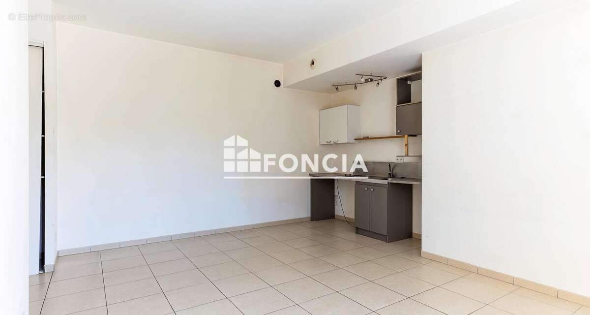 Appartement à MONTBOUCHER-SUR-JABRON